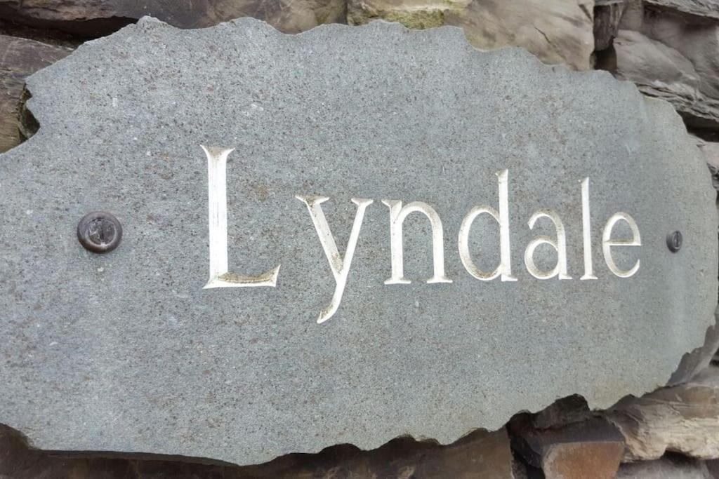 Lyndale Self-Catering Apartment Sleeps 4 Windermere Exterior photo